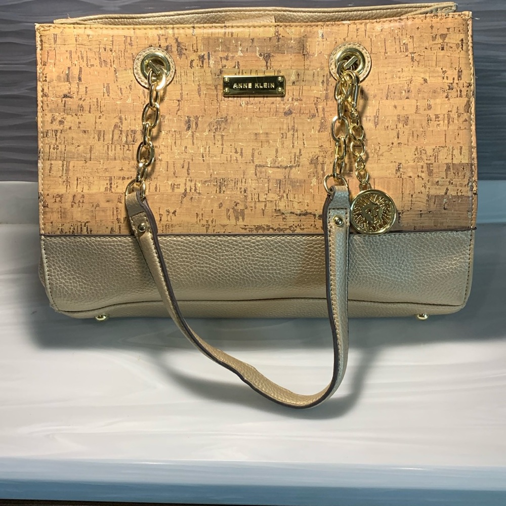 Anne Klein Leather Tote Purse Gold chain handle Cork design Pre-Loved